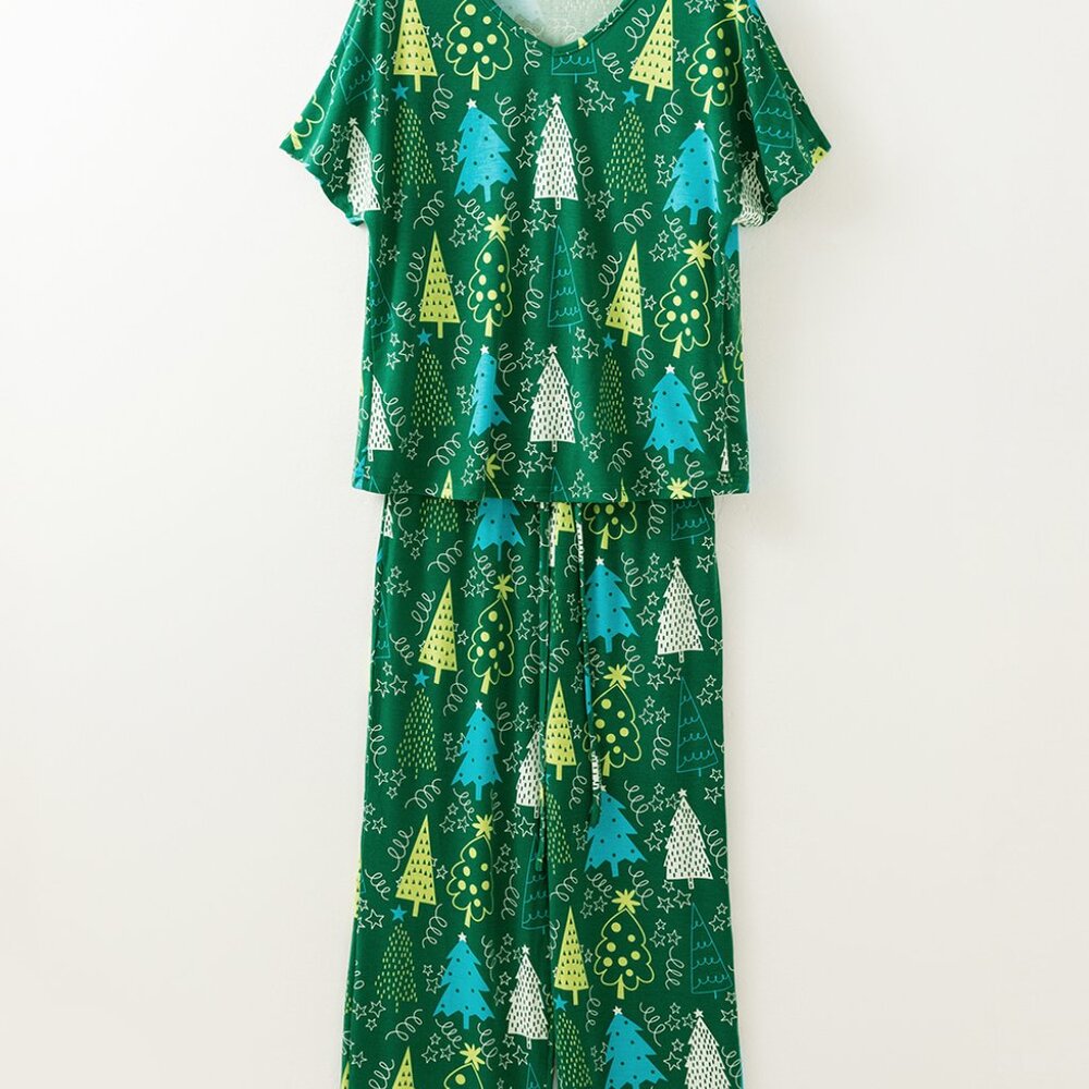 B310 Green Christmas Tree V Neck Tee and Pants Lounge Set - Picture 5 of 5